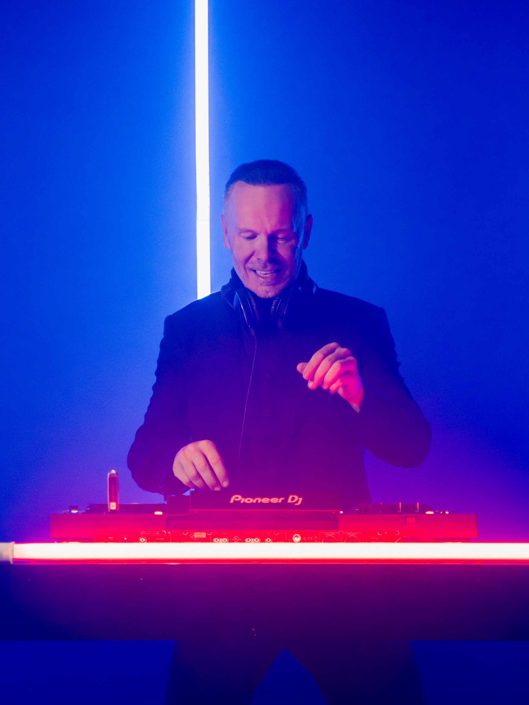 DJ DEEWAVE portrait